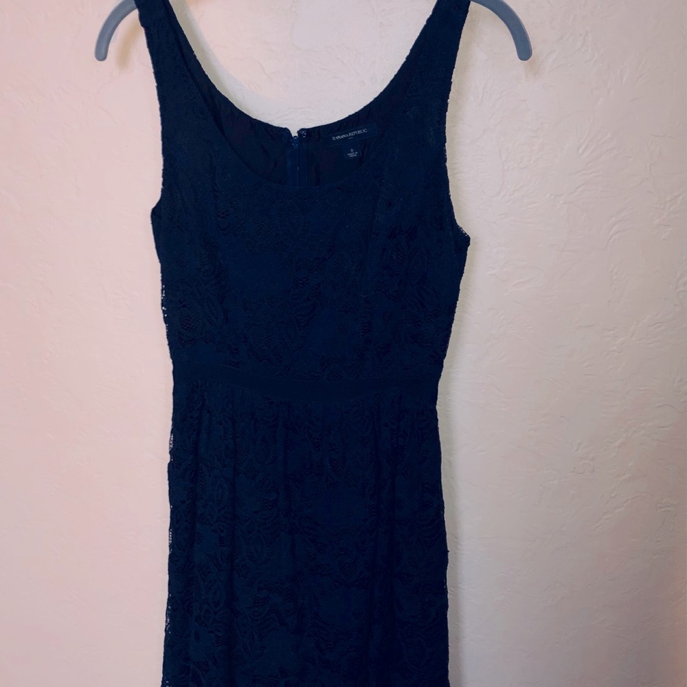 Banana Republic Size 0 Cocktail Dress. Dark Blue